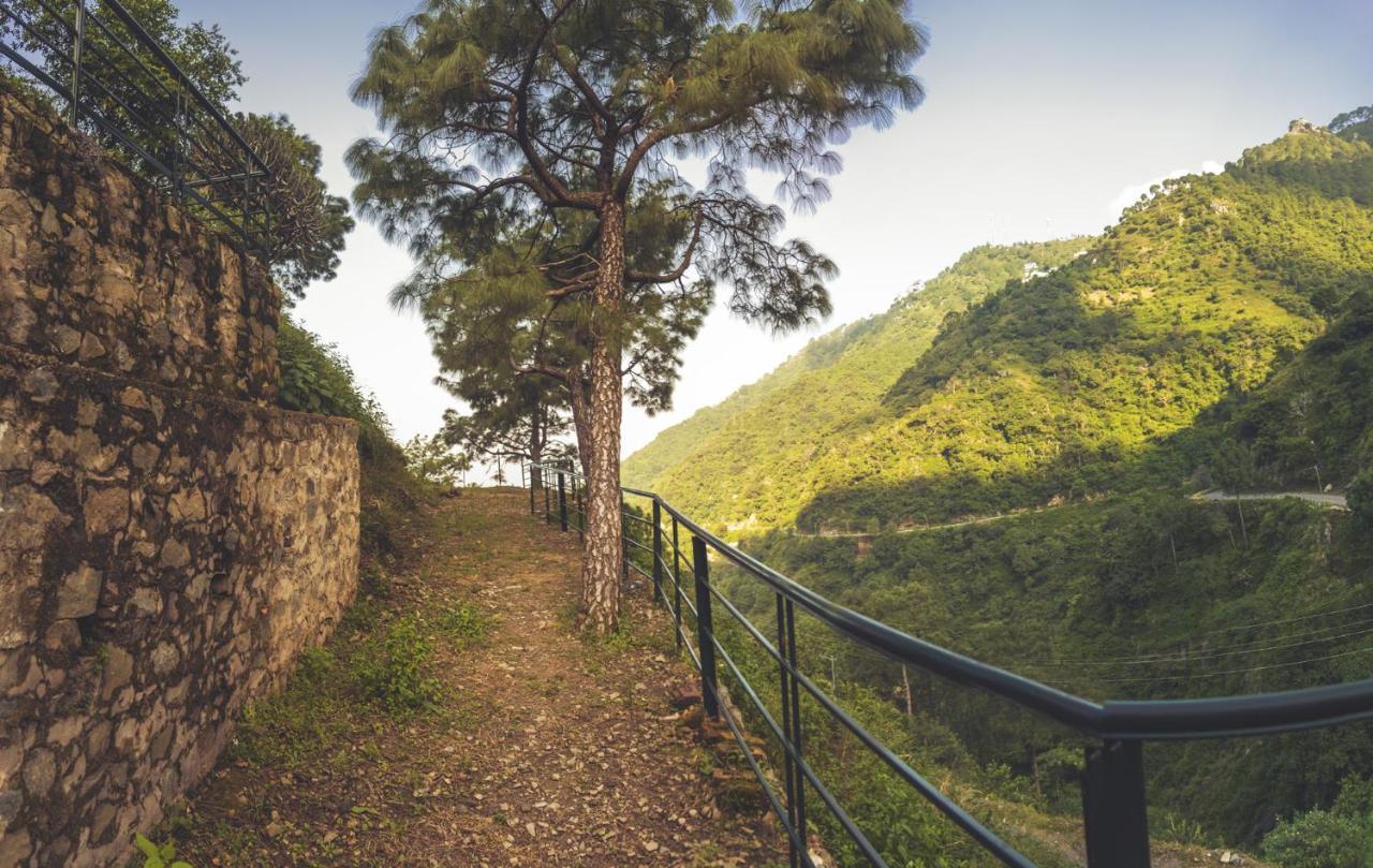 Safarmaina Resort Kasauli Buitenkant foto