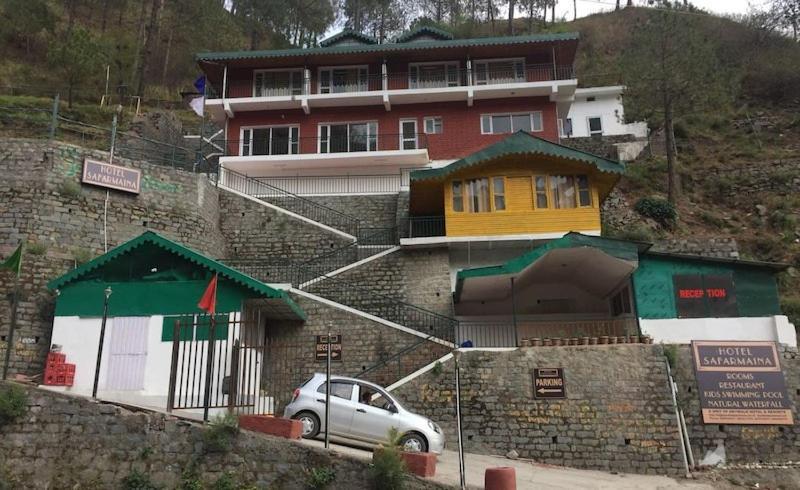 Safarmaina Resort Kasauli Buitenkant foto