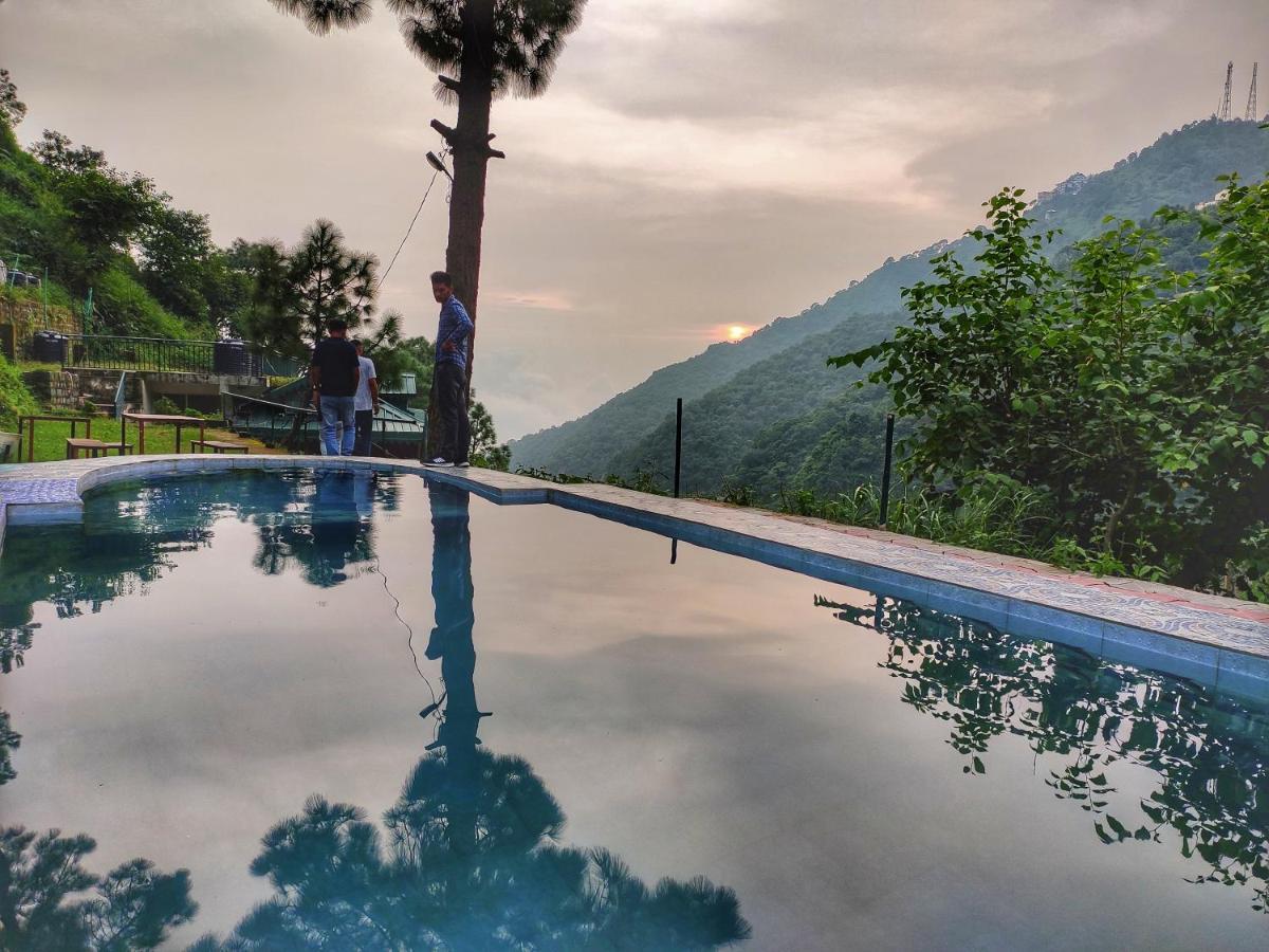 Safarmaina Resort Kasauli Buitenkant foto