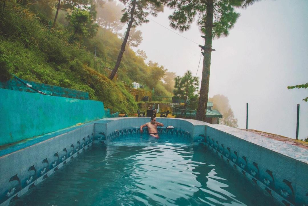 Safarmaina Resort Kasauli Buitenkant foto