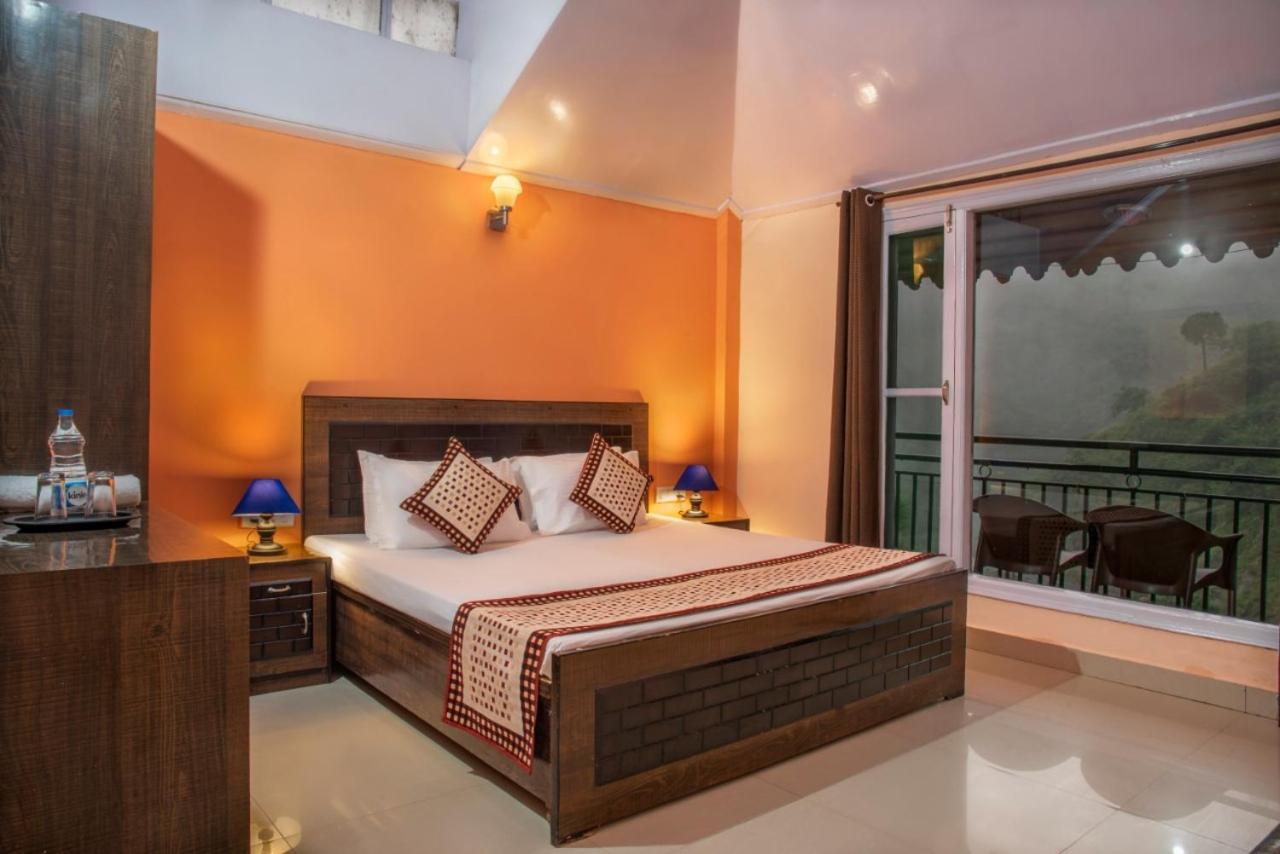 Safarmaina Resort Kasauli Buitenkant foto
