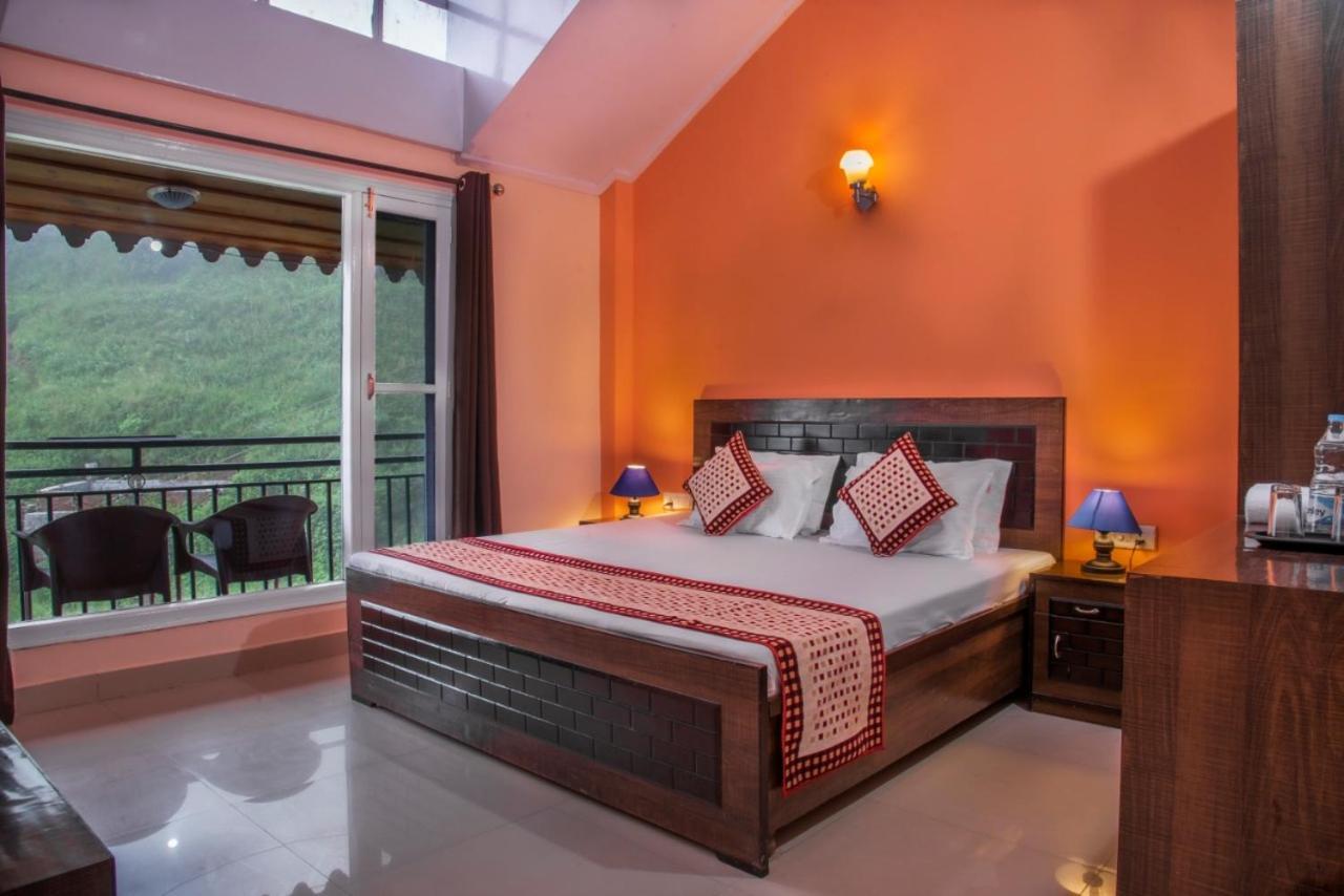 Safarmaina Resort Kasauli Buitenkant foto