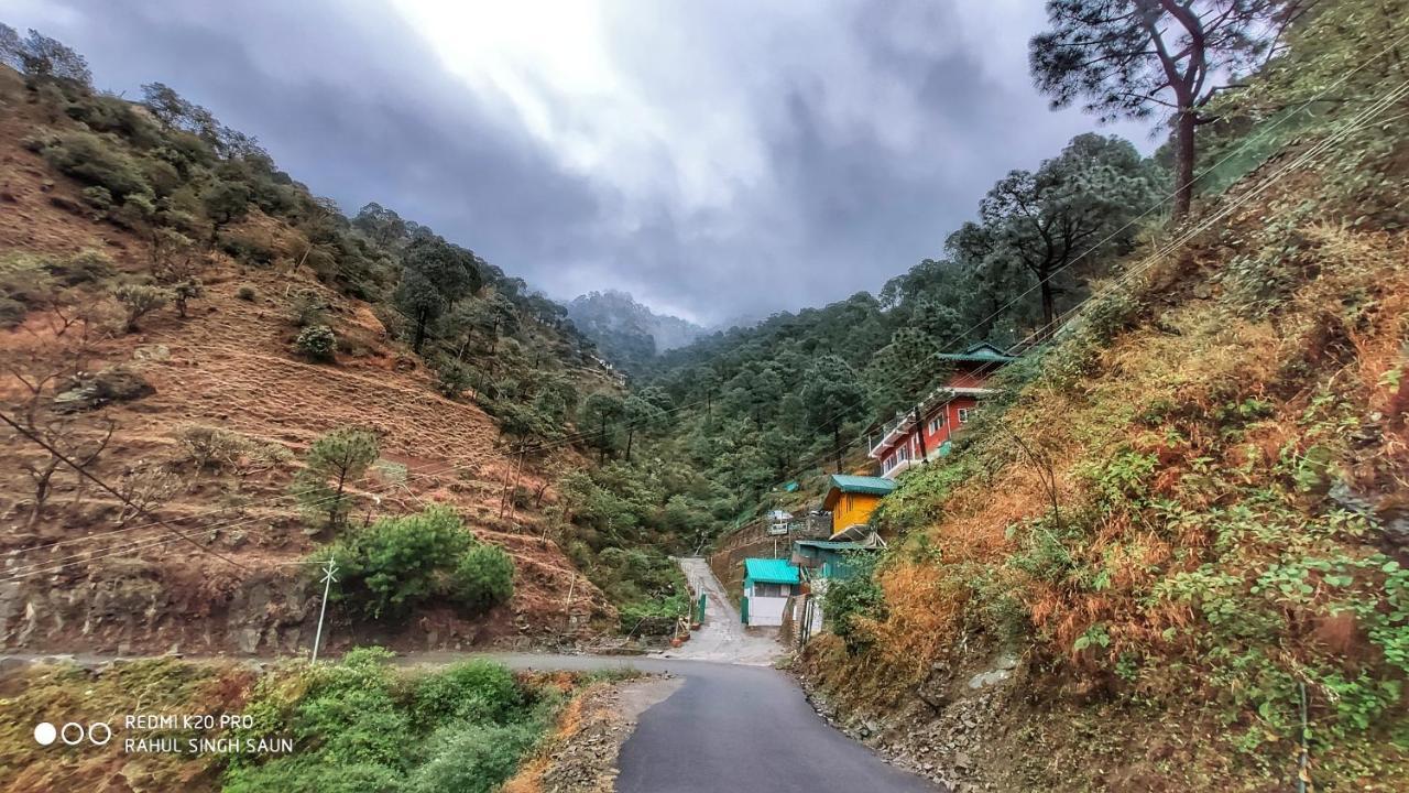 Safarmaina Resort Kasauli Buitenkant foto